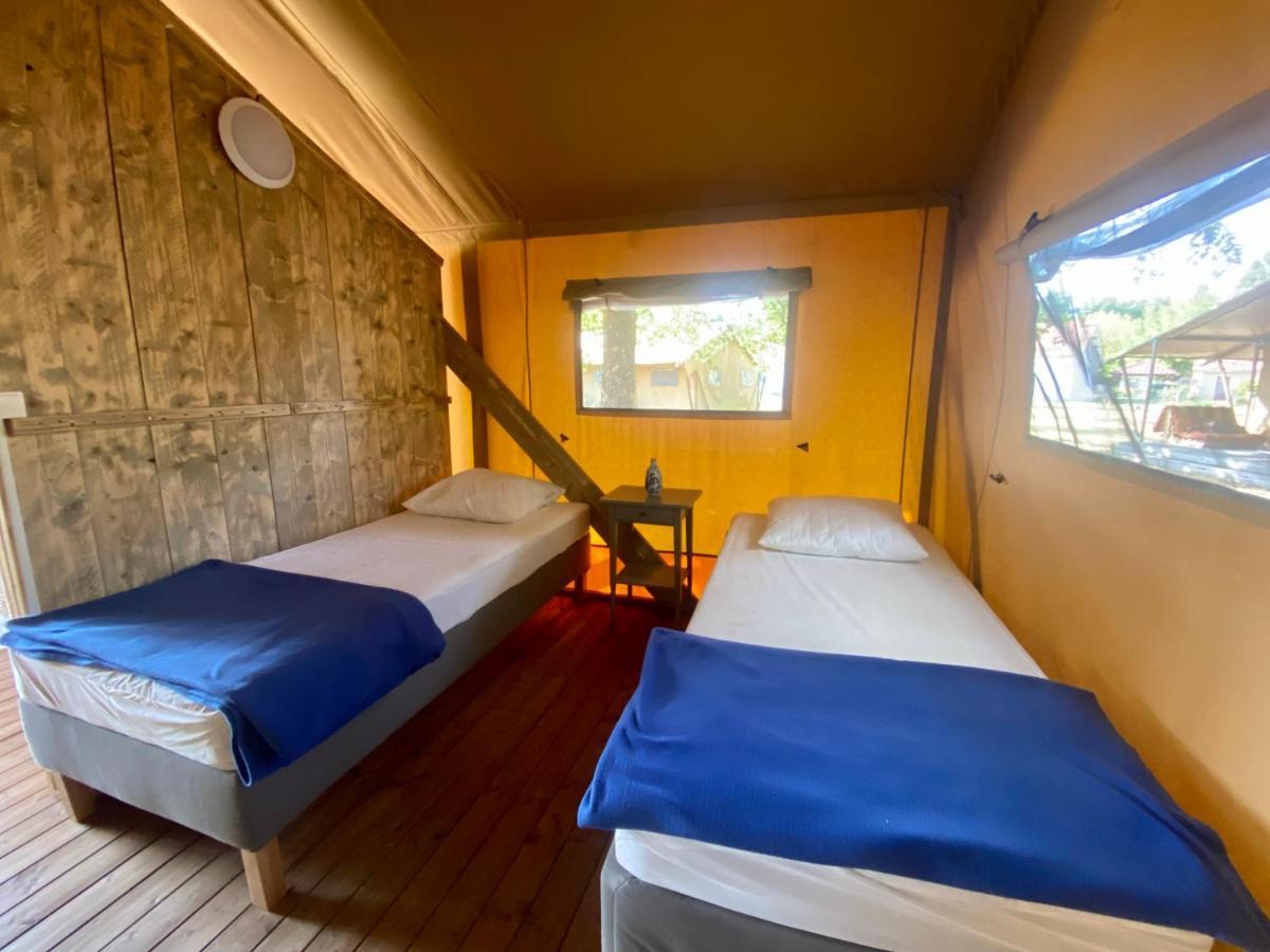 Camping La Kahute - Tente Lodge Au Coeur De La Foret Carcans Buitenkant foto