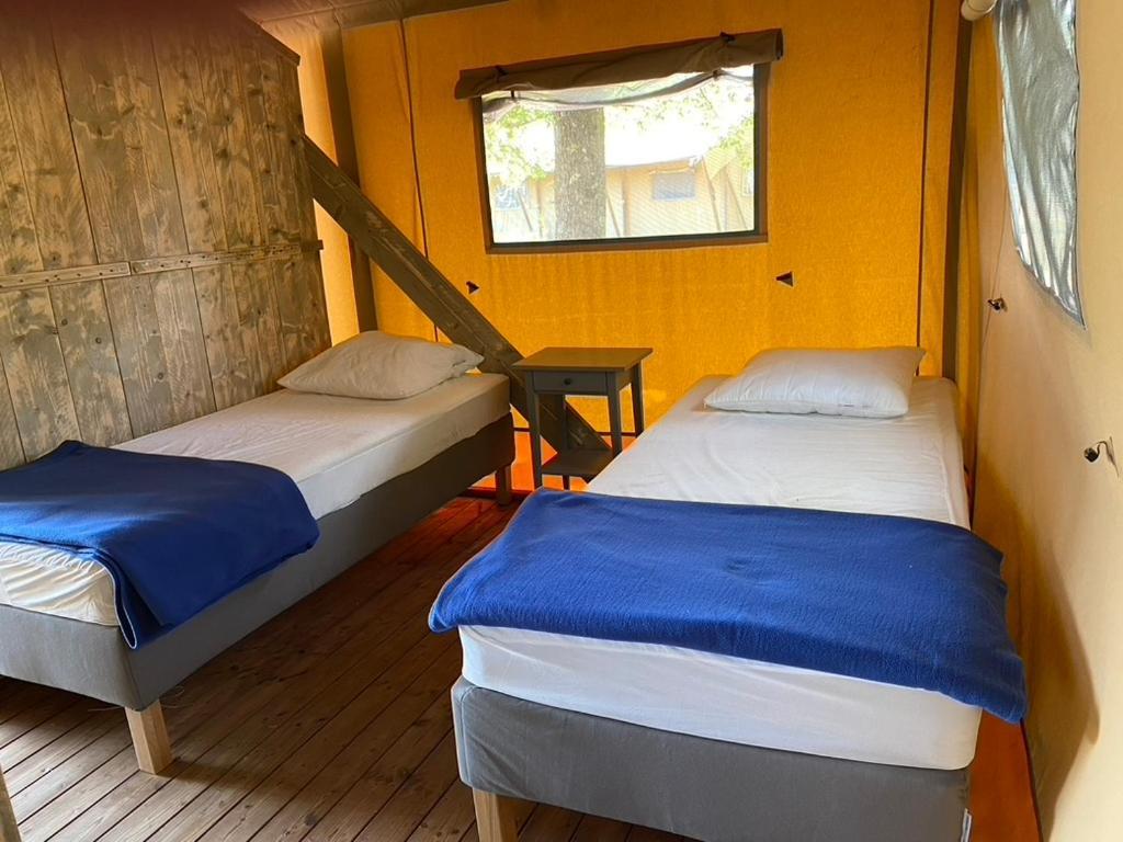 Camping La Kahute - Tente Lodge Au Coeur De La Foret Carcans Buitenkant foto