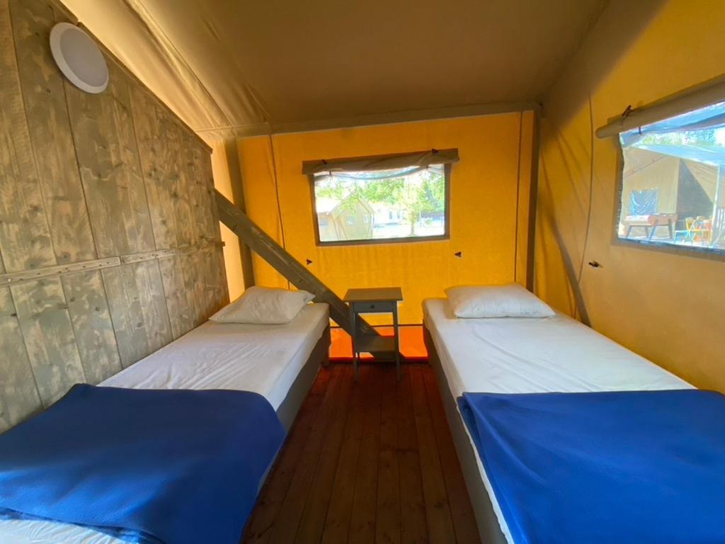 Camping La Kahute - Tente Lodge Au Coeur De La Foret Carcans Buitenkant foto