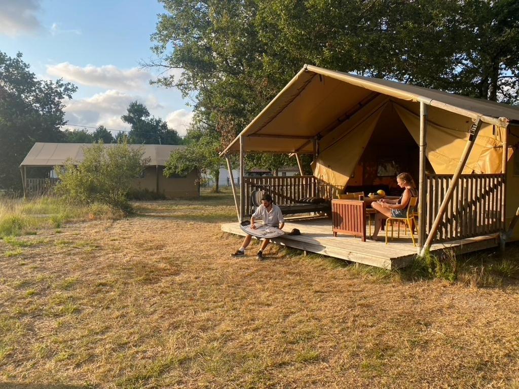 Camping La Kahute - Tente Lodge Au Coeur De La Foret Carcans Buitenkant foto