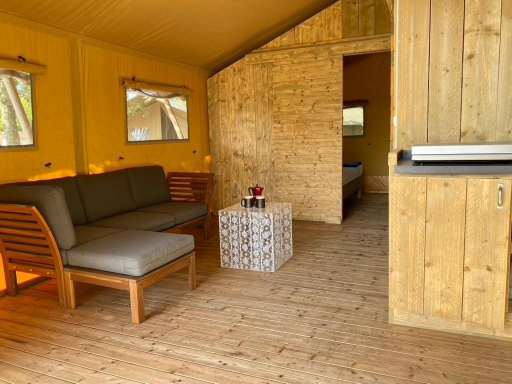 Camping La Kahute - Tente Lodge Au Coeur De La Foret Carcans Buitenkant foto