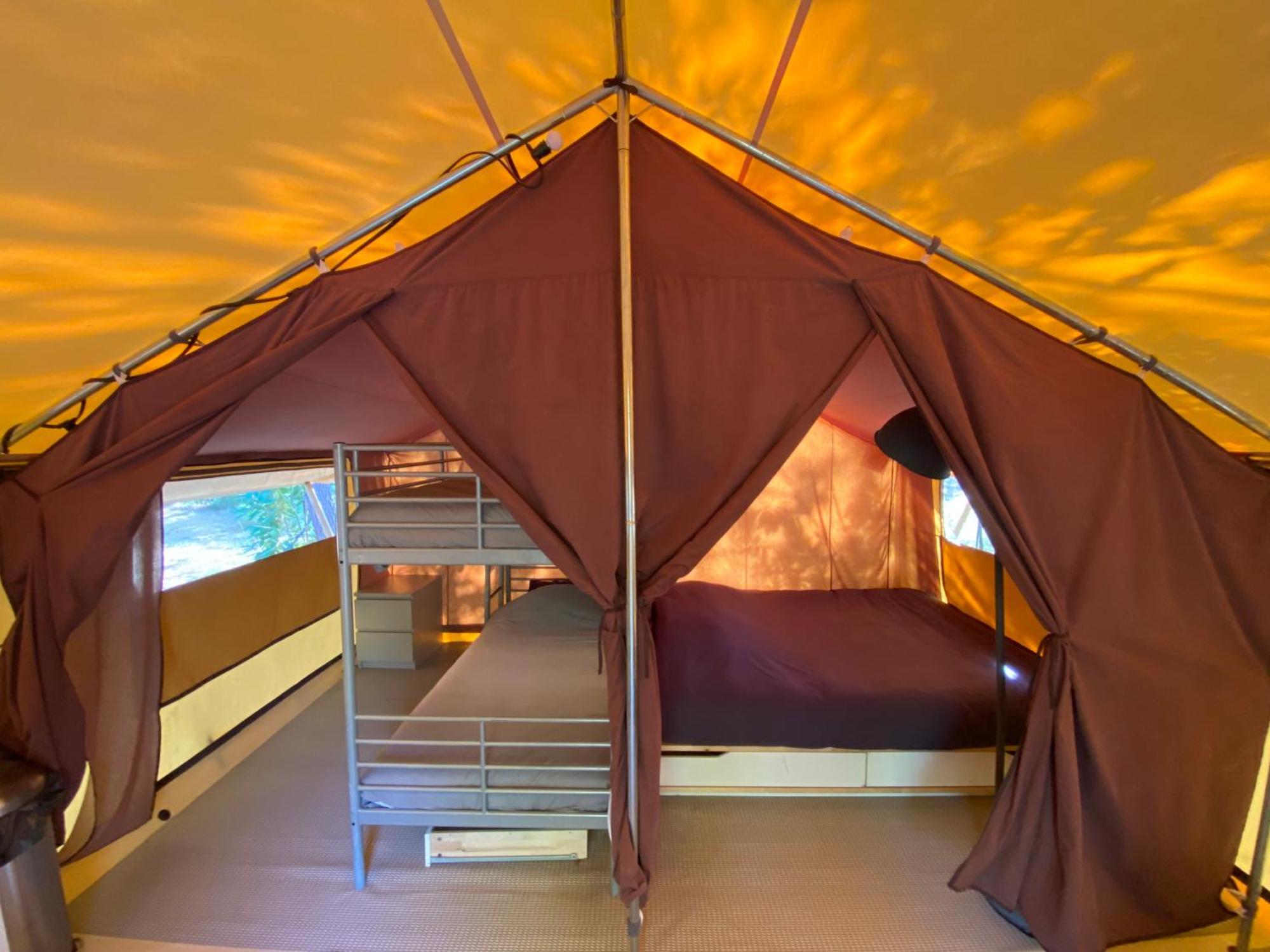 Camping La Kahute - Tente Lodge Au Coeur De La Foret Carcans Buitenkant foto
