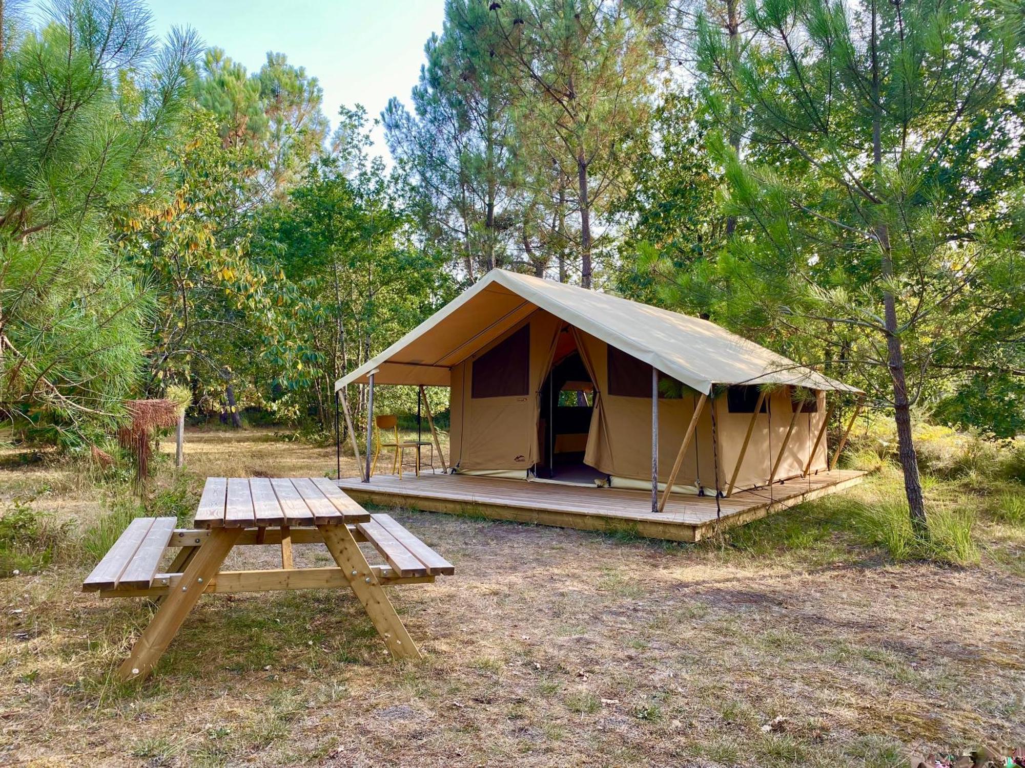 Camping La Kahute - Tente Lodge Au Coeur De La Foret Carcans Buitenkant foto