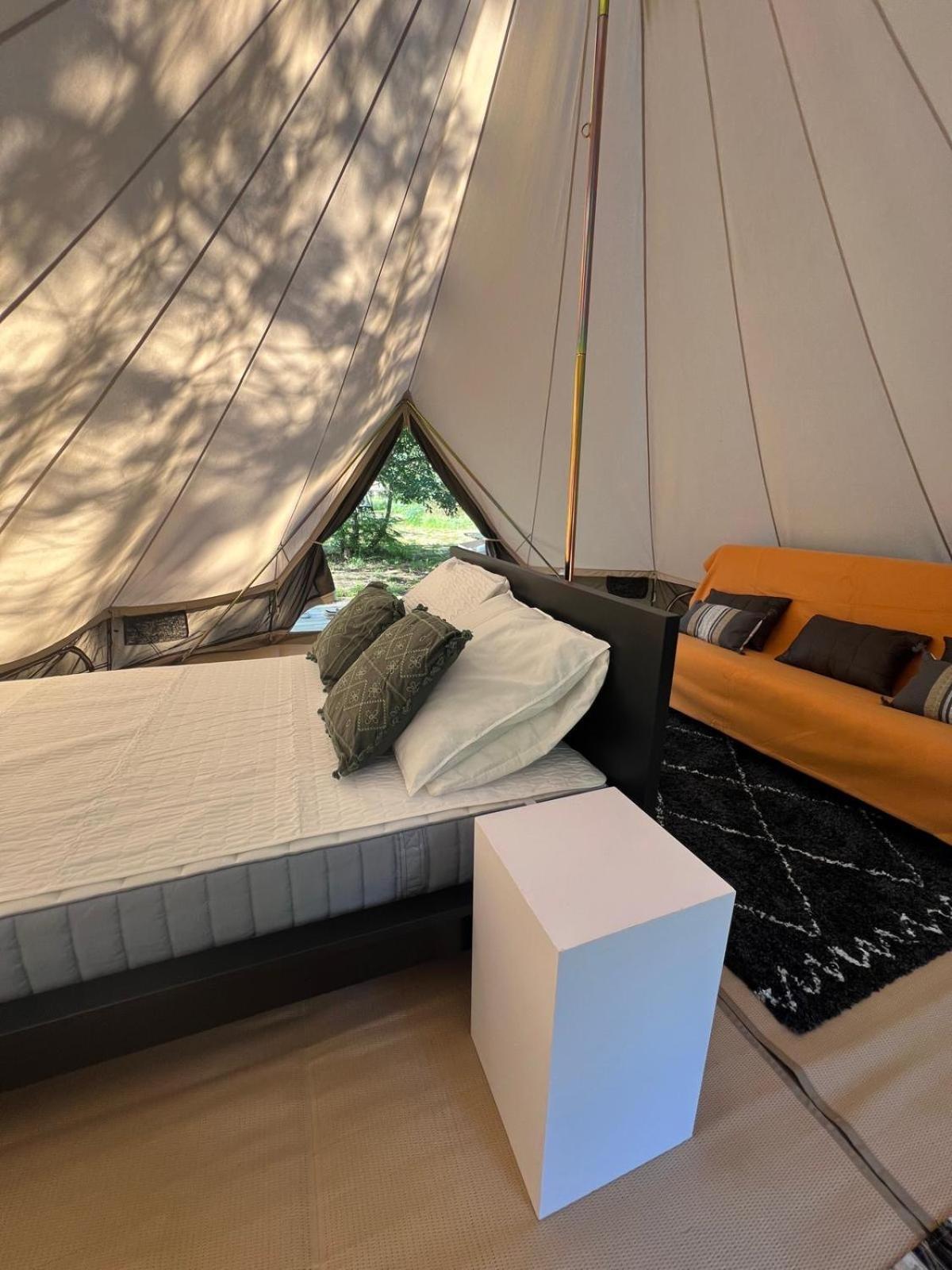 Camping La Kahute - Tente Lodge Au Coeur De La Foret Carcans Buitenkant foto