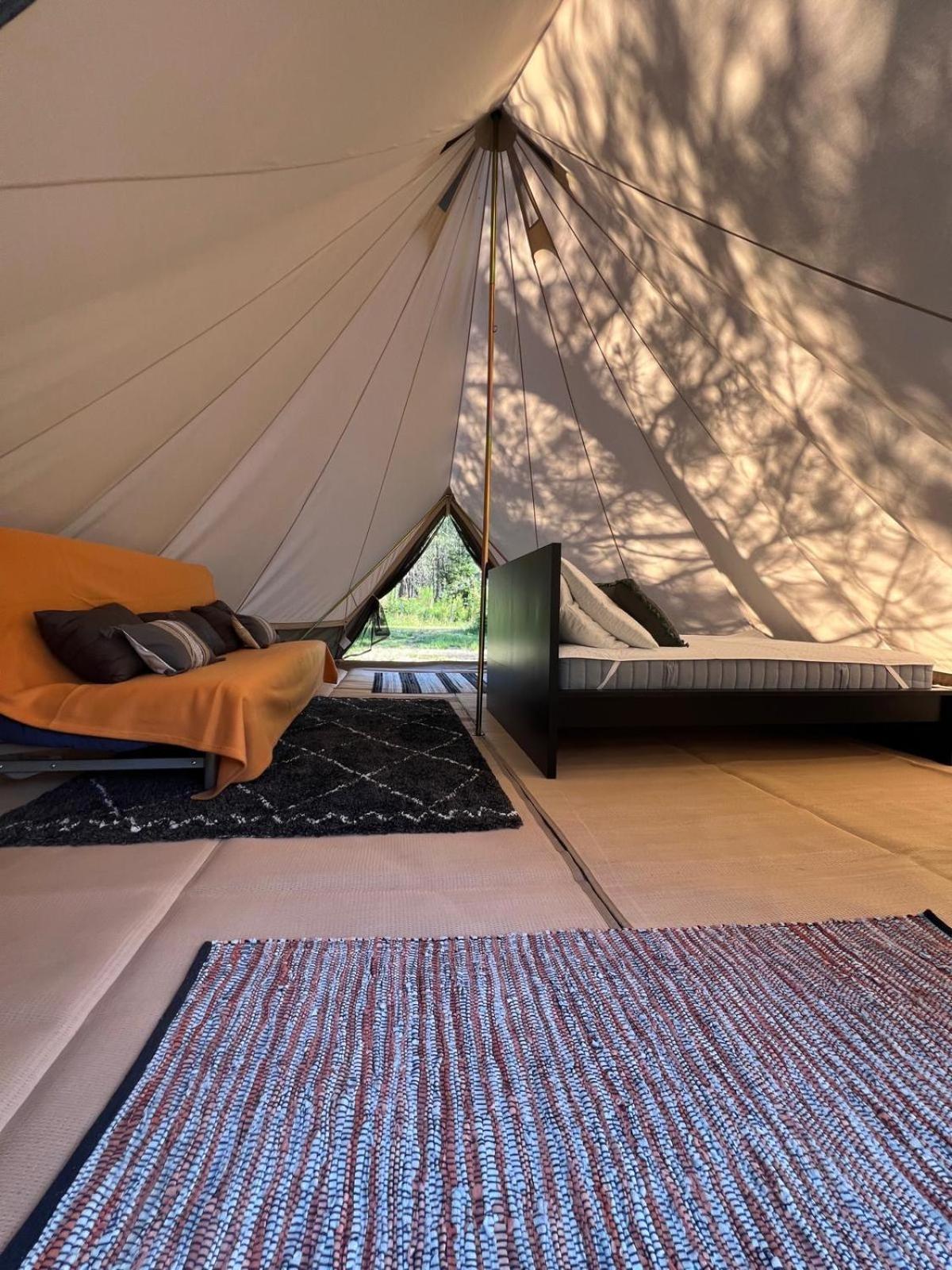 Camping La Kahute - Tente Lodge Au Coeur De La Foret Carcans Buitenkant foto